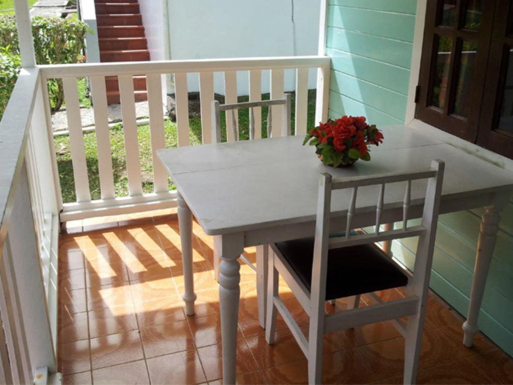 Chez Ophelia Cottage Apartments Roseau Rom bilde